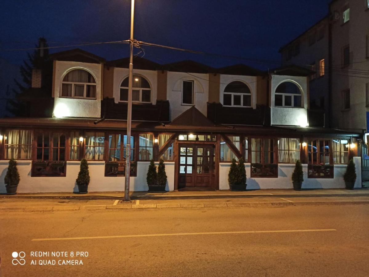 Matino Apartments 3 Valjevo Exterior photo